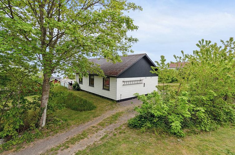 Vakantiehuis "Dika" - 400m from the sea