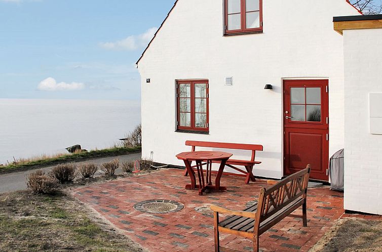 Guest house 29006245 - Holiday property Bornholm - Vakantiehuis "Uschi" - 15m from the sea