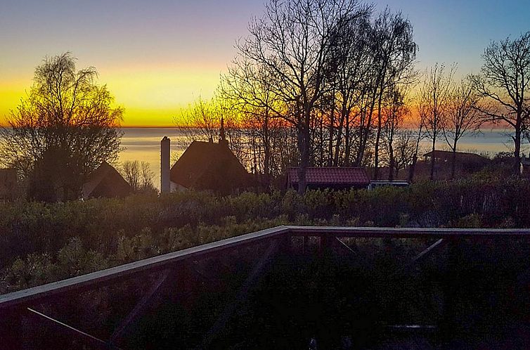 Vakantiehuis "Dagmar" - 300m from the sea