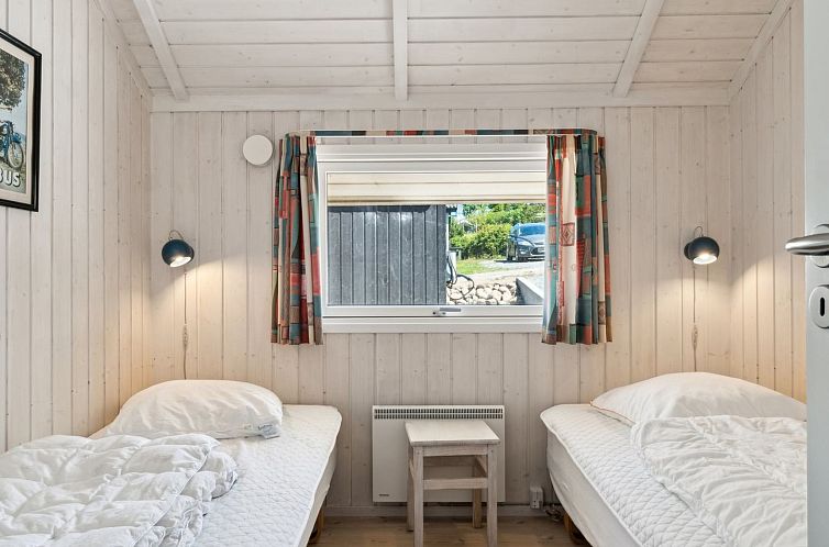 Vakantiehuis "Dagmar" - 300m from the sea