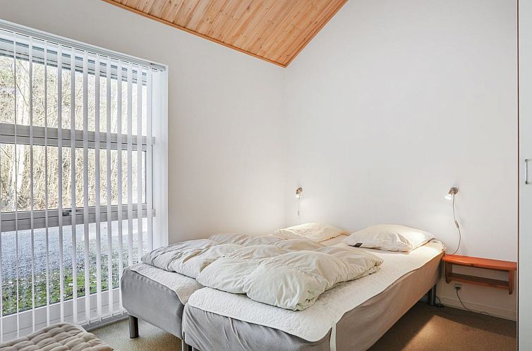 Vakantiehuis "Dorit" - 600m from the sea