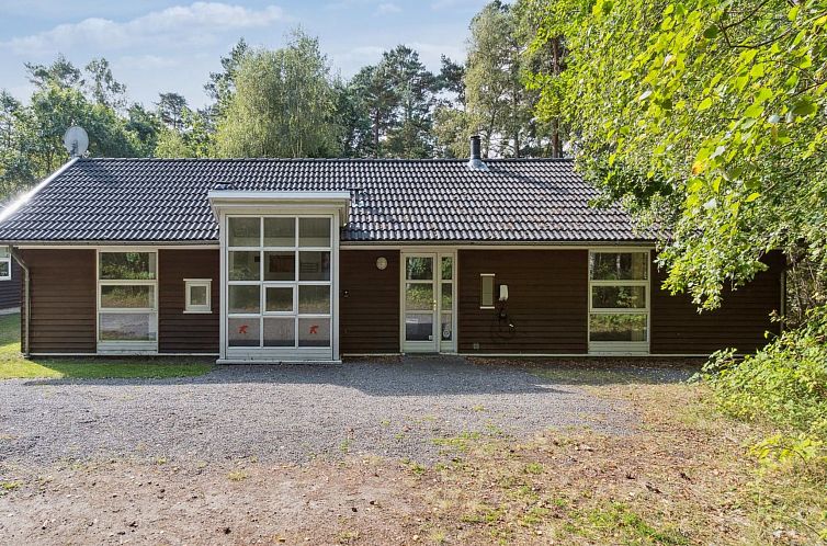 Vakantiehuis "Dorit" - 600m from the sea