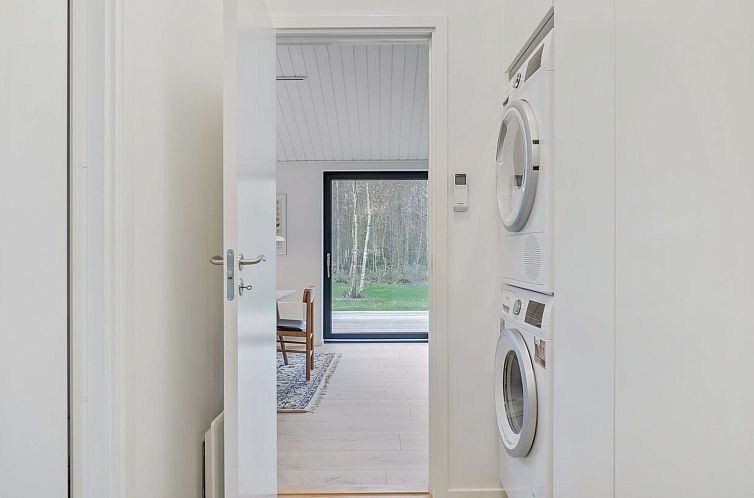 Vakantiehuis "Ellin" - 800m from the sea