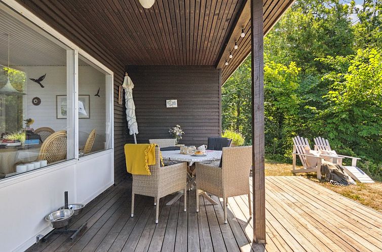 Vakantiehuis "Yasha" - 200m from the sea