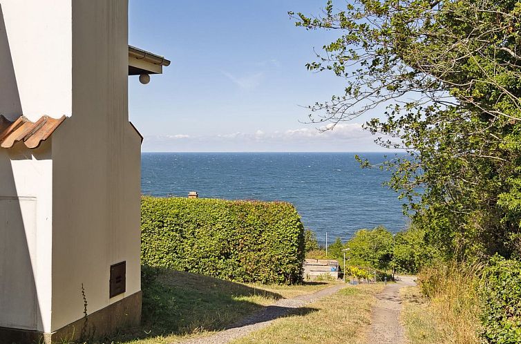 Vakantiehuis "Yasha" - 200m from the sea