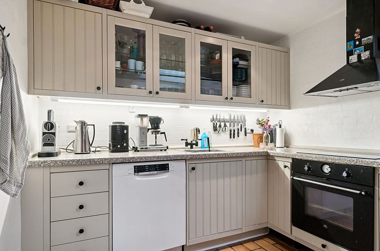 Vakantiehuis "Malila" - 15m from the sea