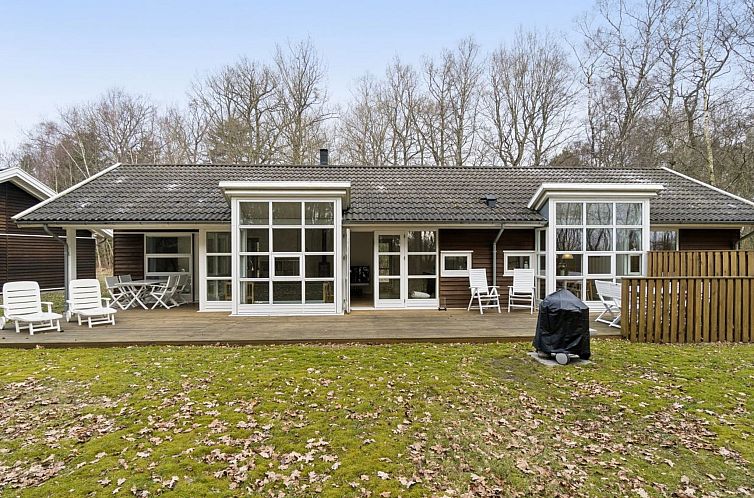 Vakantiehuis "Aarre" - 1km from the sea