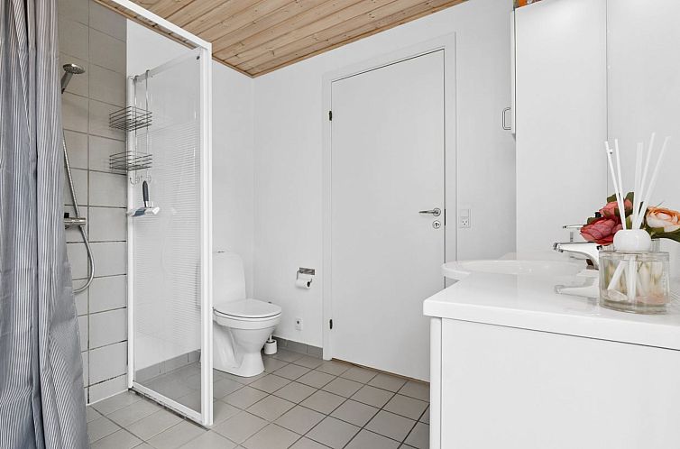 Vakantiehuis "Aarre" - 1km from the sea