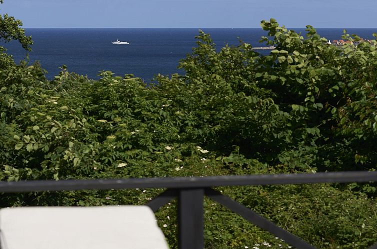 Vakantiehuis "Merrit" - 250m from the sea