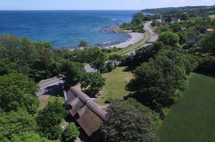 Vakantiehuis "Nyyrikki" - 100m from the sea