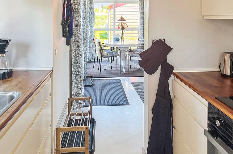 Vakantiehuis "Carlie" - 2.8km from the sea