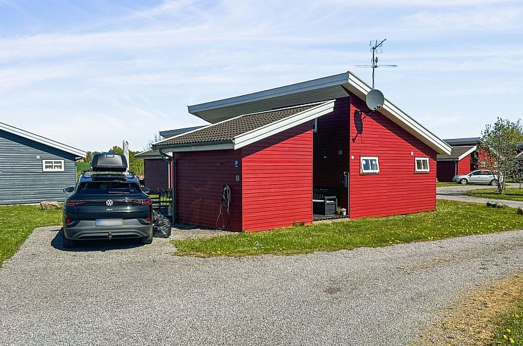 Vakantiehuis "Carlie" - 2.8km from the sea