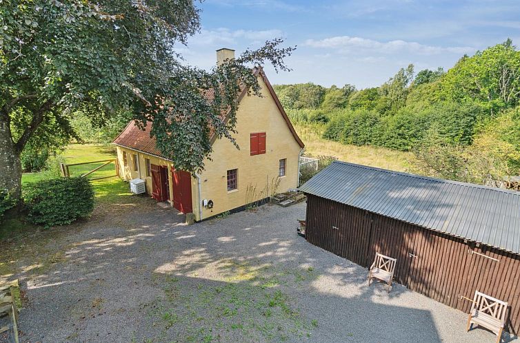 Vakantiehuis "Waldemar" - 8km from the sea