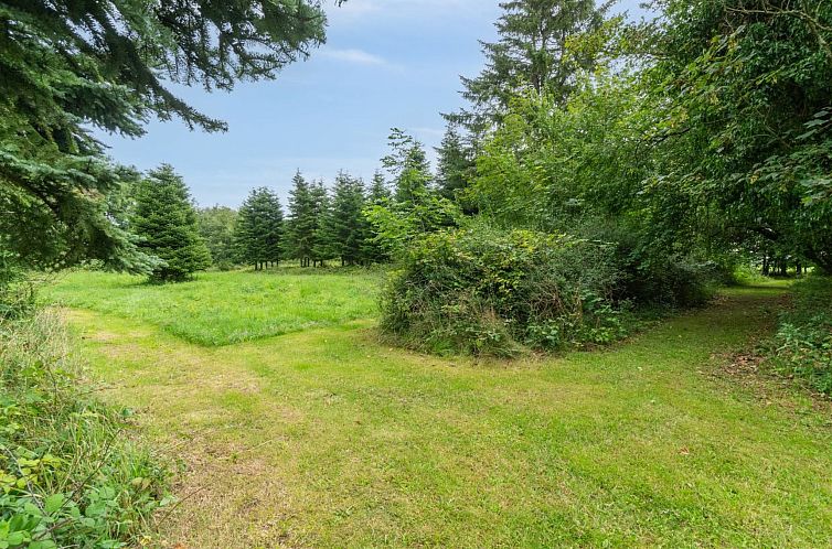 Vakantiehuis "Thana" - 8km from the sea