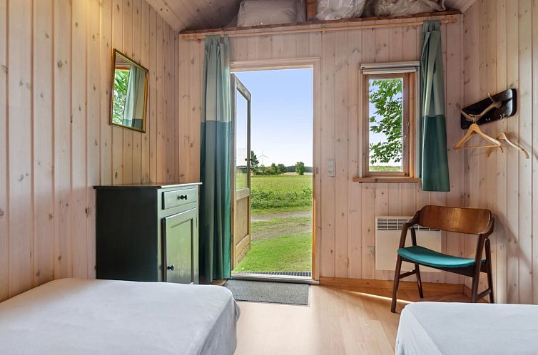 Vakantiehuis "Thana" - 8km from the sea