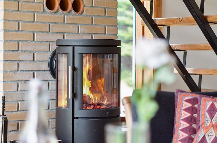 Vakantiehuis "Thana" - 8km from the sea