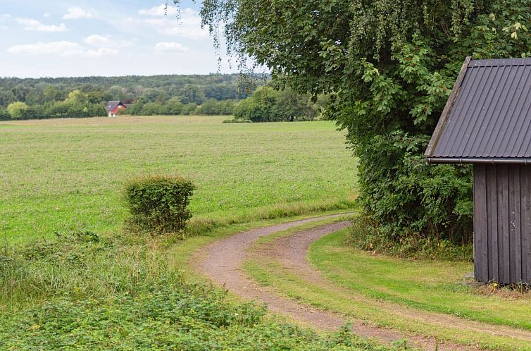 Vakantiehuis "Thana" - 8km from the sea