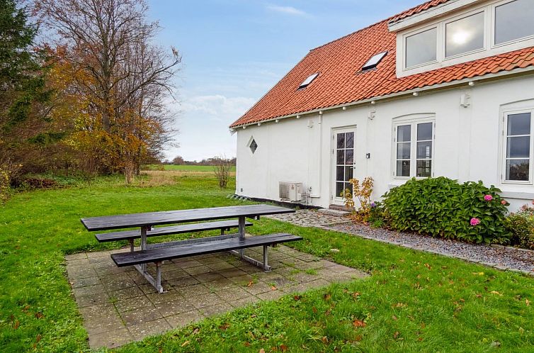 Vakantiehuis "Torbjörn" - 2.5km from the sea