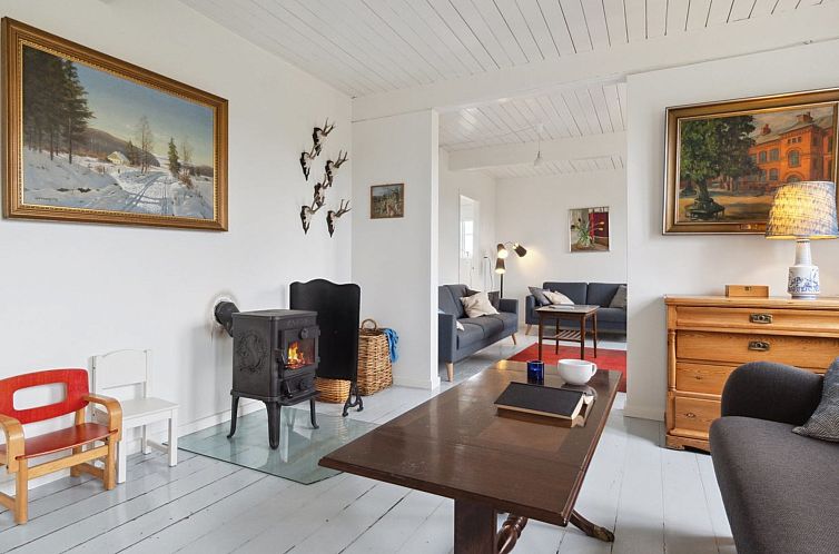 Vakantiehuis "Torbjörn" - 2.5km from the sea