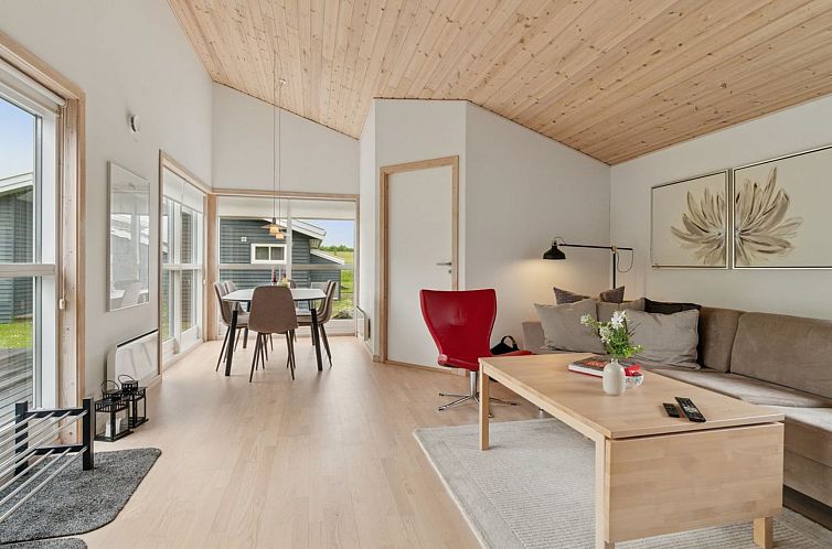 Vakantiehuis "Ilta" - 2.8km from the sea