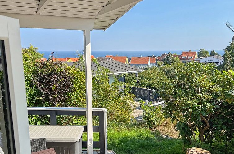 Vakantiehuis "Jolanda" - 800m from the sea