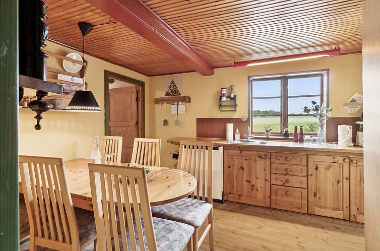 Vakantiehuis "Helmer" - 3km from the sea