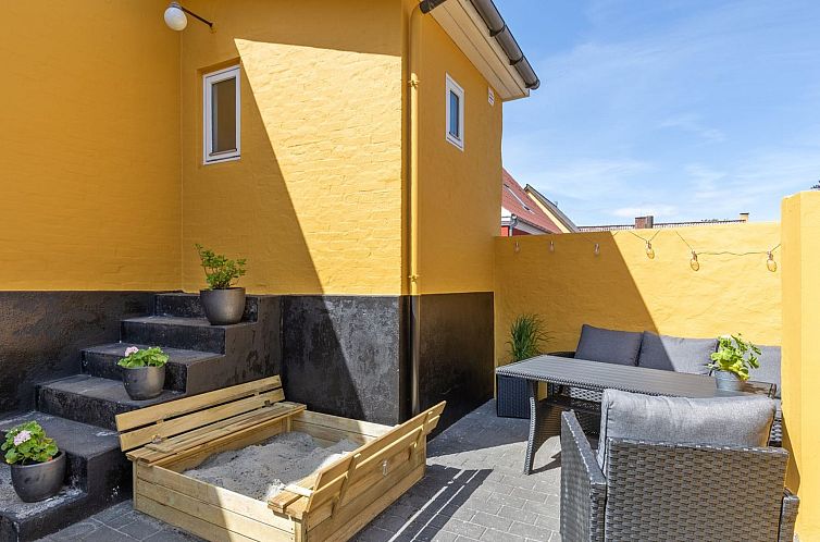 Vakantiehuis "Edele" - 3.8km from the sea