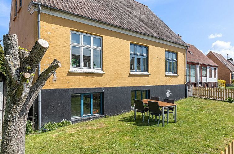 Vakantiehuis "Edele" - 3.8km from the sea