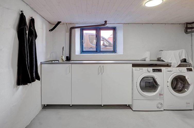 Vakantiehuis "Edele" - 3.8km from the sea