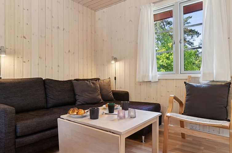 Vakantiehuis "Johan" - 200m from the sea