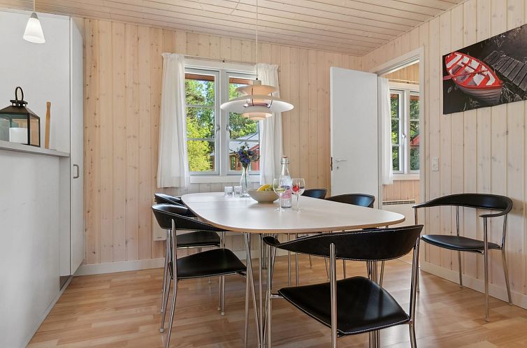 Vakantiehuis "Nis" - 200m from the sea