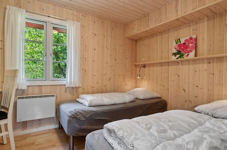 Vakantiehuis "Nis" - 200m from the sea