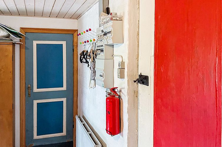 Vakantiehuis "Virpi" - 8km from the sea