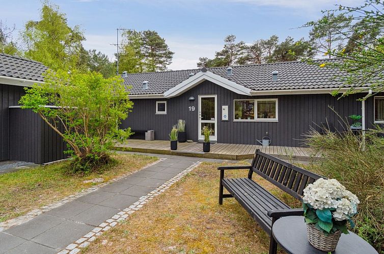 Vakantiehuis "Virpi" - 8km from the sea