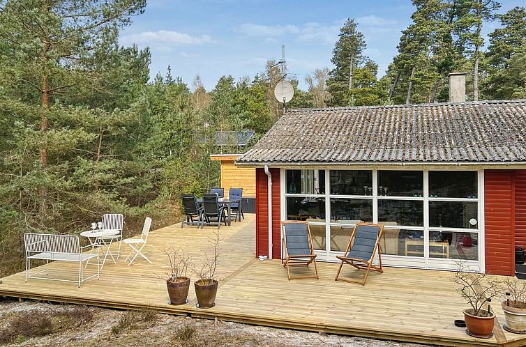 Vakantiehuis "Kjeld" - 900m from the sea