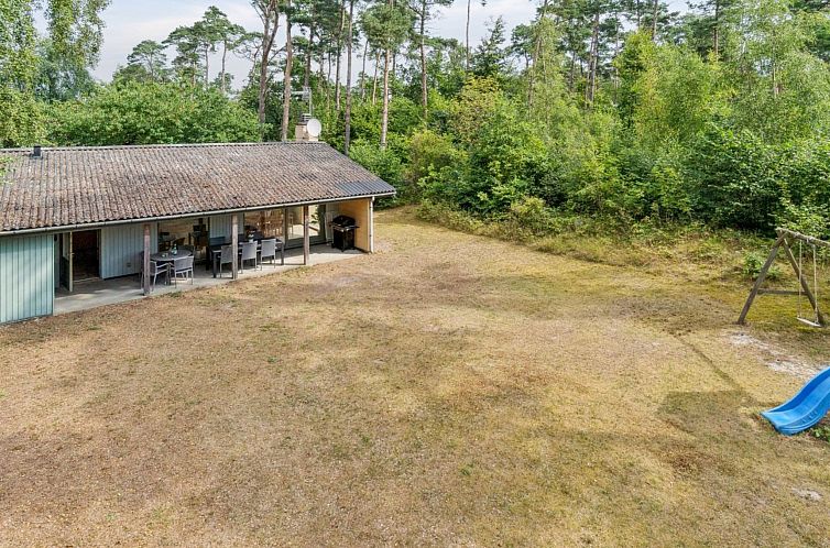 Vakantiehuis "Henri" - 800m from the sea