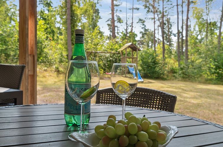 Vakantiehuis "Henri" - 800m from the sea