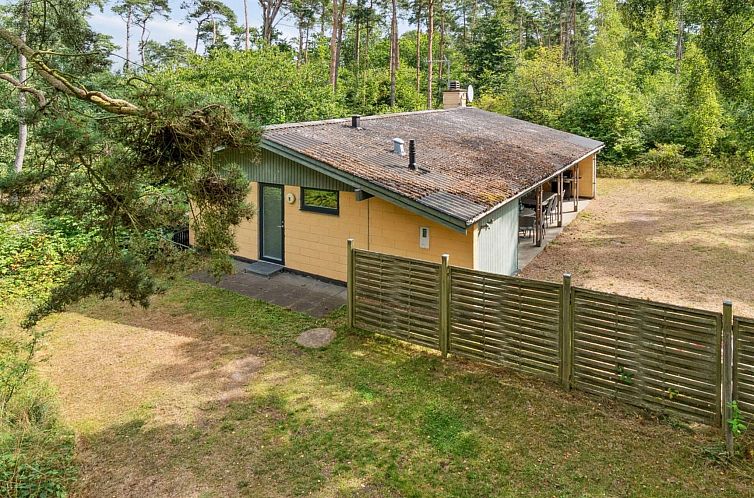 Vakantiehuis "Henri" - 800m from the sea