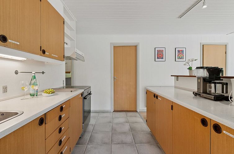 Vakantiehuis "Henri" - 800m from the sea