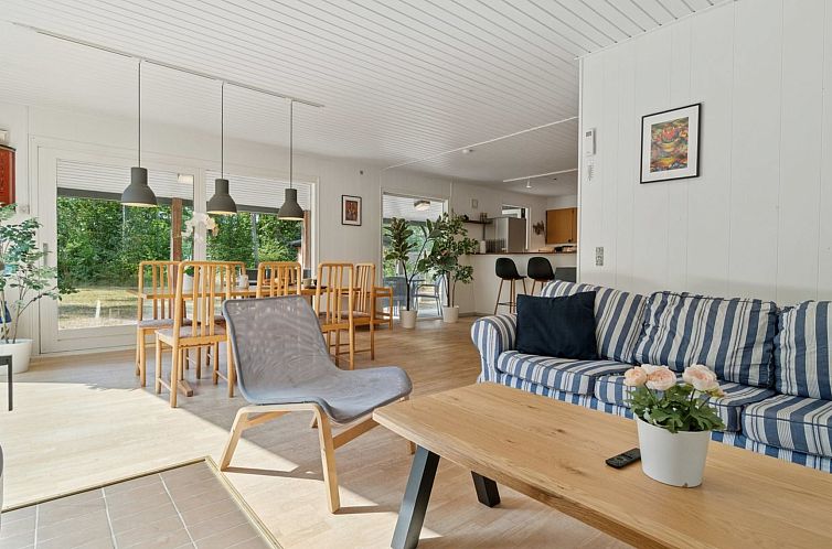 Vakantiehuis "Henri" - 800m from the sea