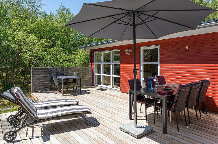 Vakantiehuis "Kjeld" - 900m from the sea