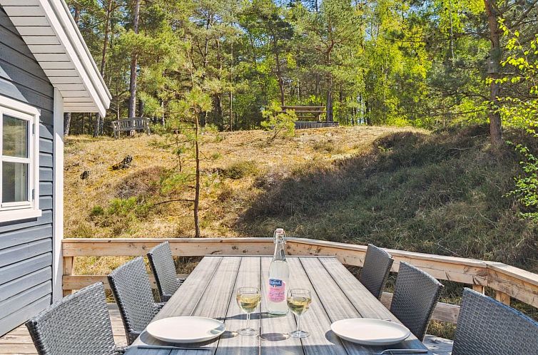 Vakantiehuis "Hallgerd" - 800m from the sea