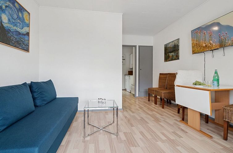 Vakantiehuis "Hallgerd" - 800m from the sea
