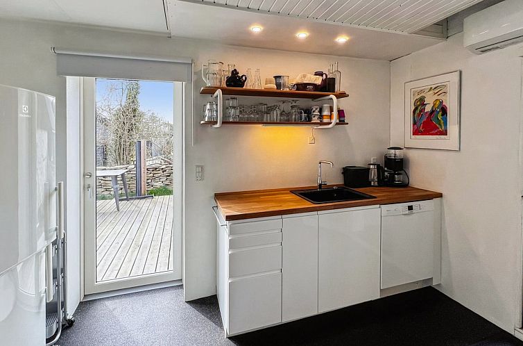 Vakantiehuis "Sami" - 200m from the sea
