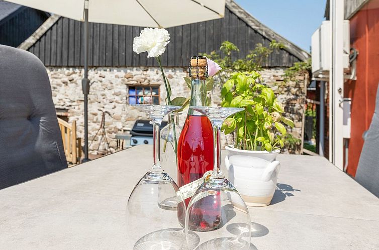 Vakantiehuis "Sami" - 200m from the sea