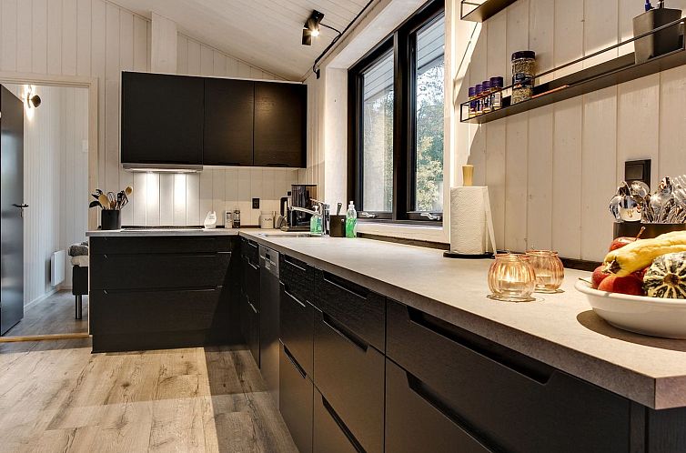 Vakantiehuis "Eliz" - 800m from the sea