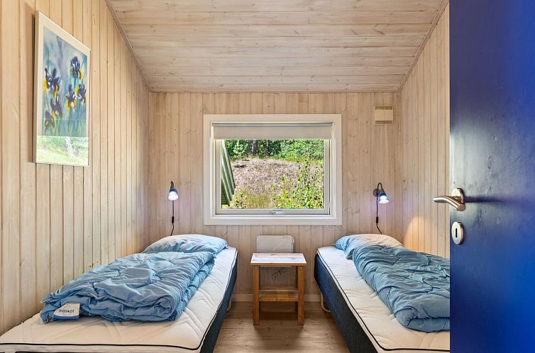 Vakantiehuis "Bergulv" - 75m from the sea