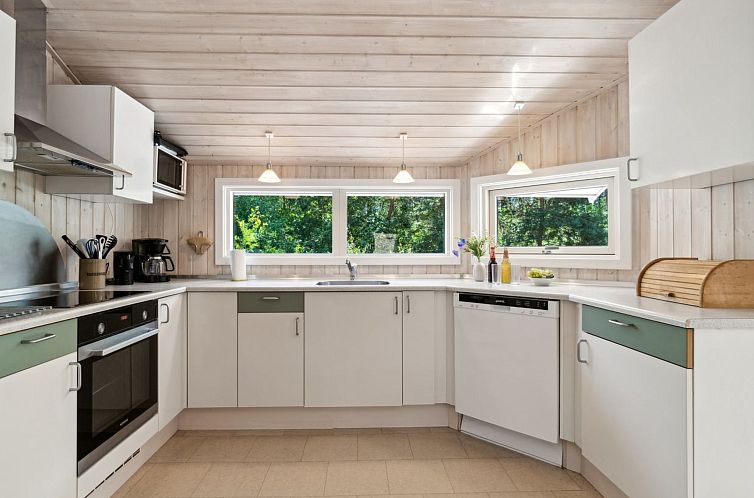 Vakantiehuis "Bergulv" - 75m from the sea