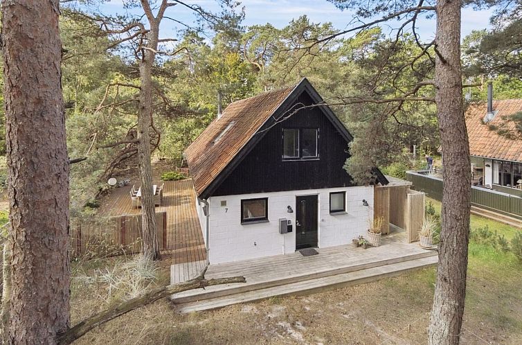 Vakantiehuis "Loke" - 300m from the sea