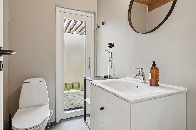 Vakantiehuis "Loke" - 300m from the sea